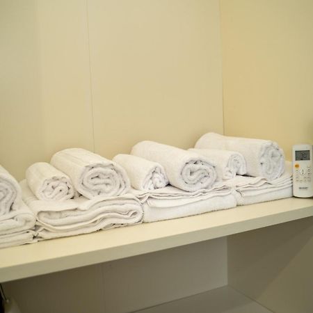 Apartment Milan Near Metro-M5 Bagian luar foto