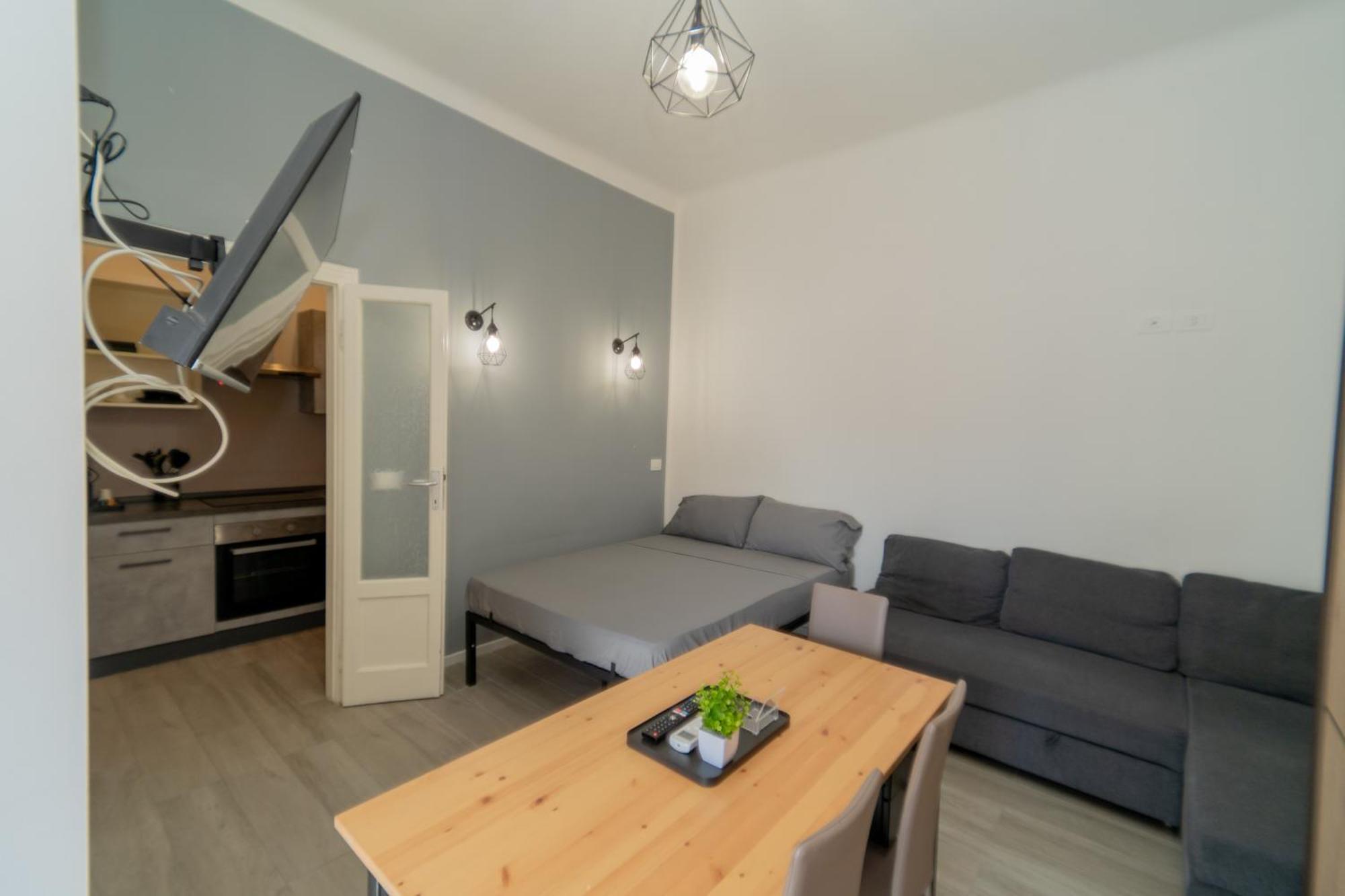Apartment Milan Near Metro-M5 Bagian luar foto
