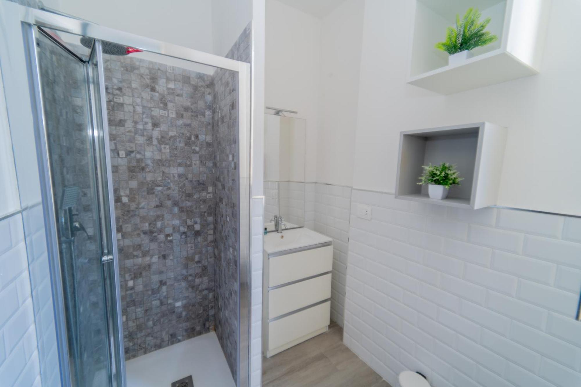 Apartment Milan Near Metro-M5 Bagian luar foto